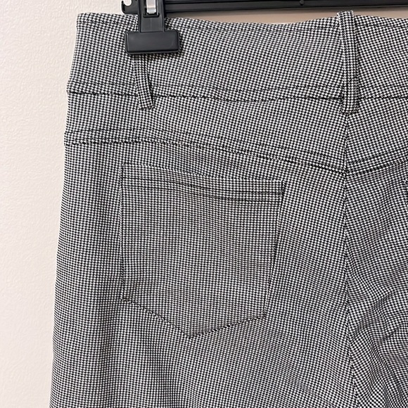 NWT BRENDA BEDDOME Straight Leg Pant 607A Houndstooth Black White Size 31 - Picture 10 of 11